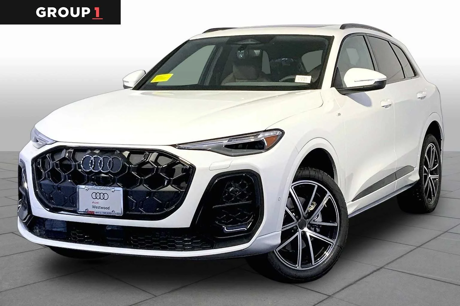 2026 Audi Q5 Premium Plus quattro's photo
