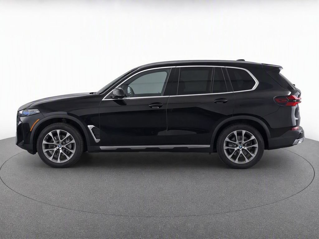 Certified Used 2025 Black Sapphire Metallic BMW xDrive40i image 8