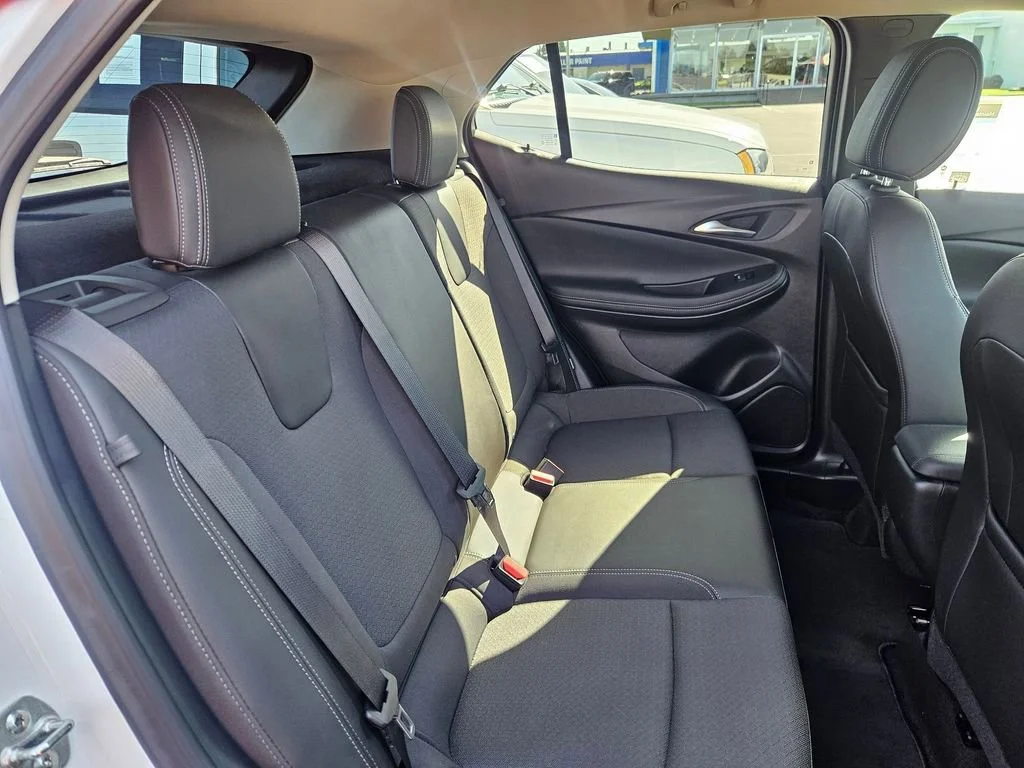 Used 2024 Summit White Buick Preferred image 28