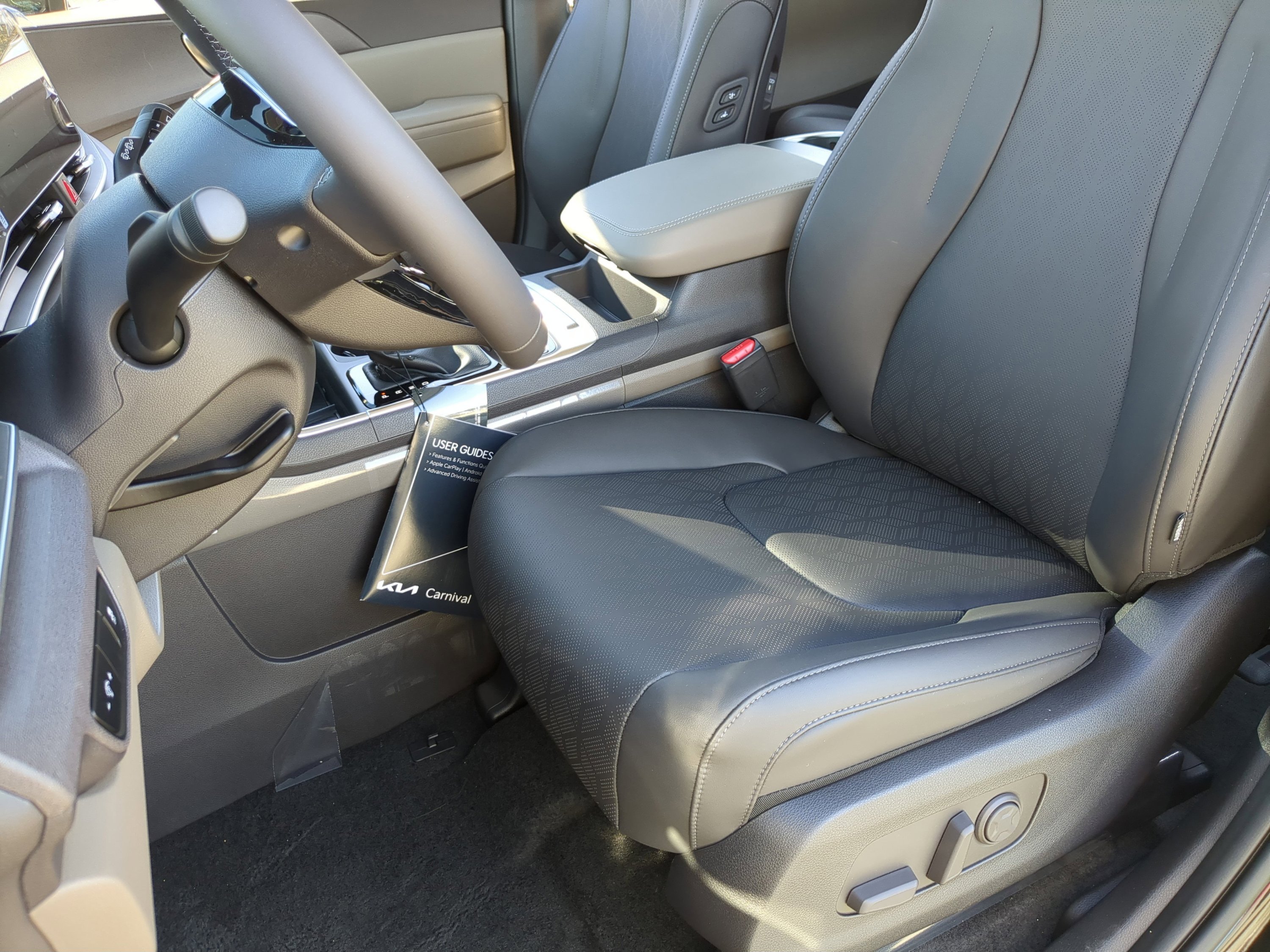 New 2026 Aurora Black Pearl Kia EX image 17