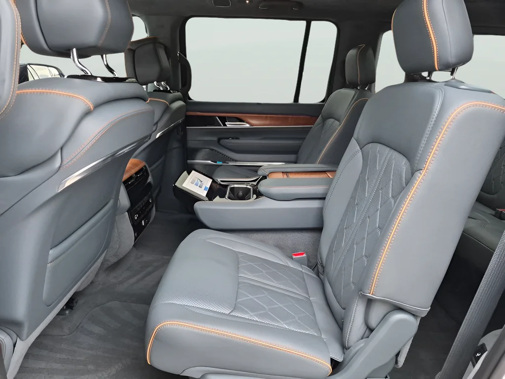 Used 2024 White Jeep Series III image 39