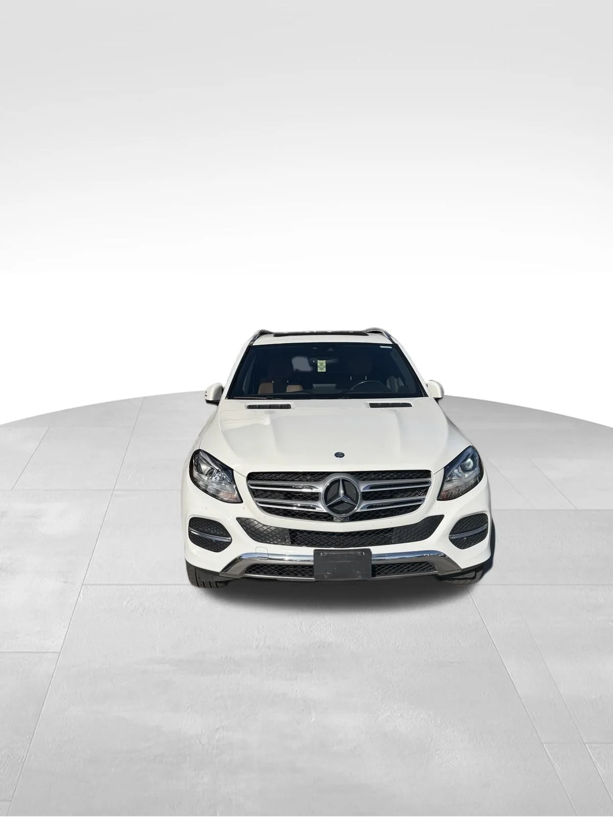Used 2016 White Mercedes-Benz GLE 350 image 2