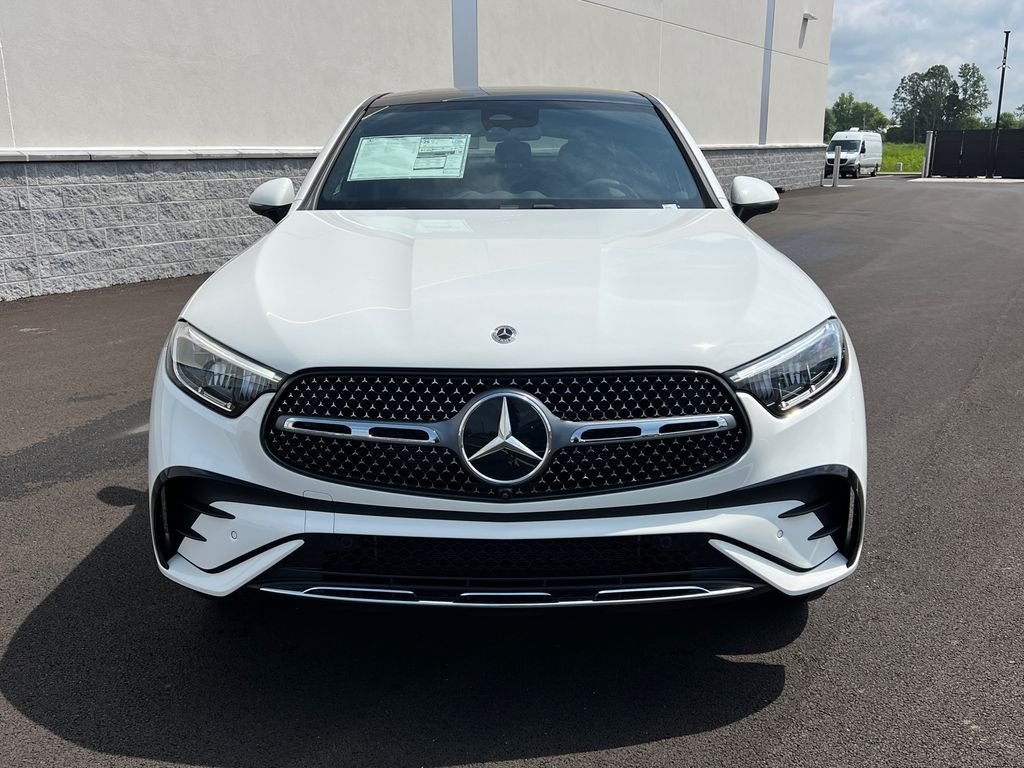 New 2026 Polar White Mercedes-Benz GLC 300 image 3