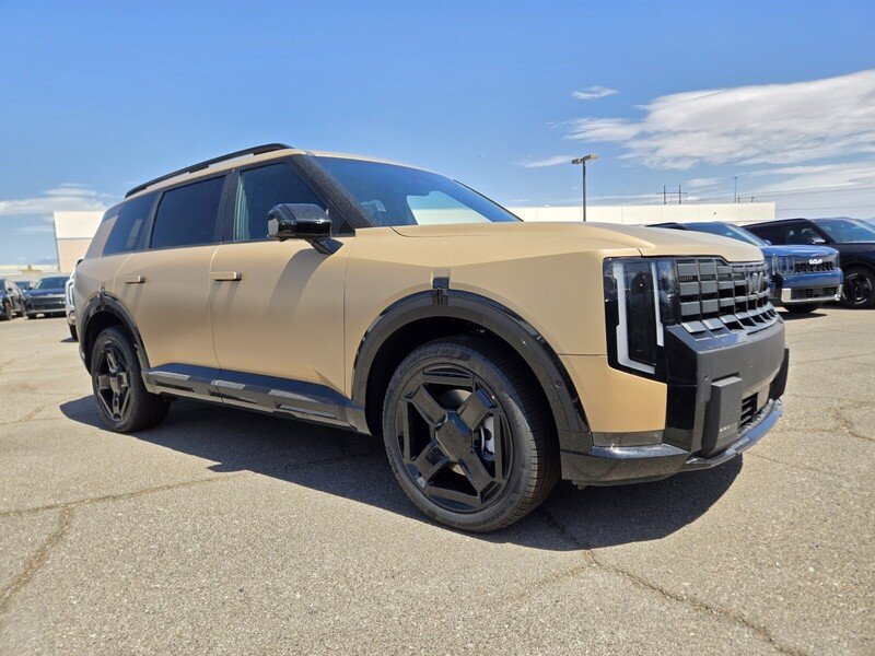 New 2027 Terrain Brown Matte Kia X-LINE SX image 2