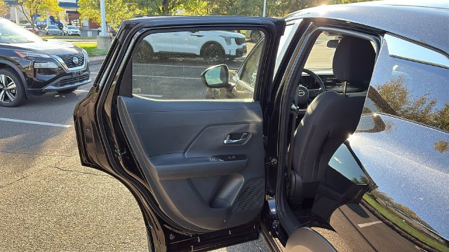 Used 2025 Black Nissan SV image 21