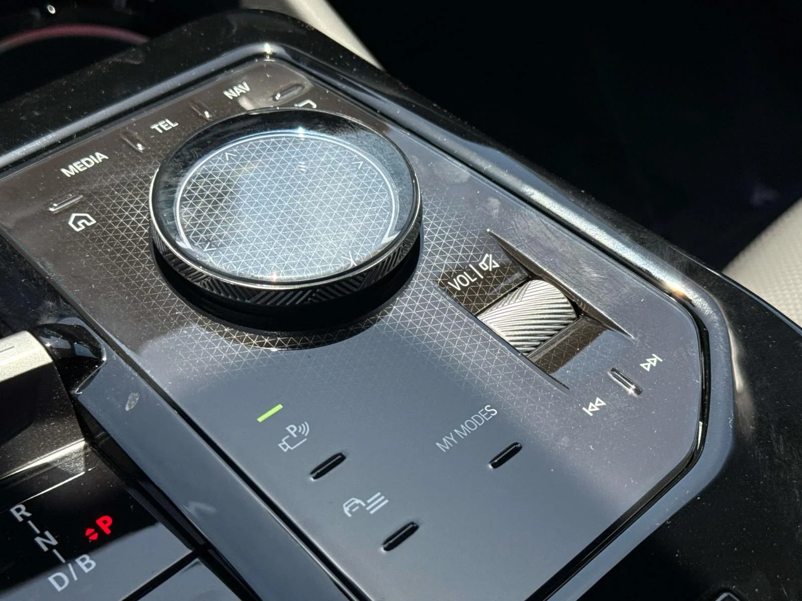 New 2026 Black Sapphire Metallic BMW eDrive40 Sedan image 14