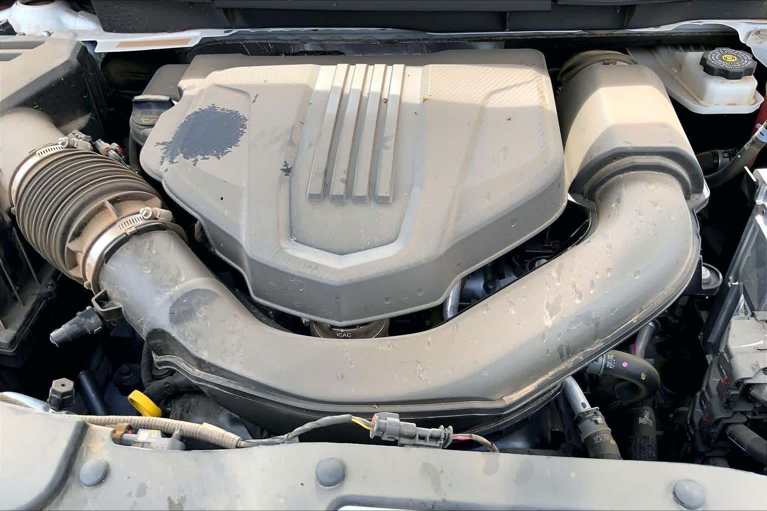 Used 2026 Summit White GMC AWD Elevation image 33