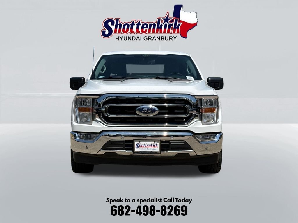 Used 2022 White Ford XLT image 2