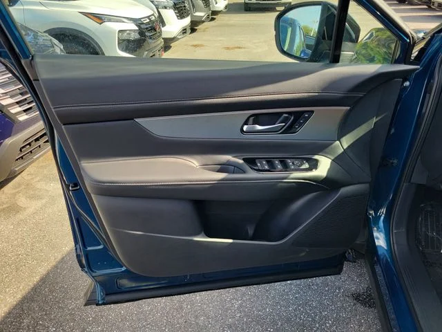 New 2026 Aurora Blue Pearl Metallic Nissan Platinum image 5