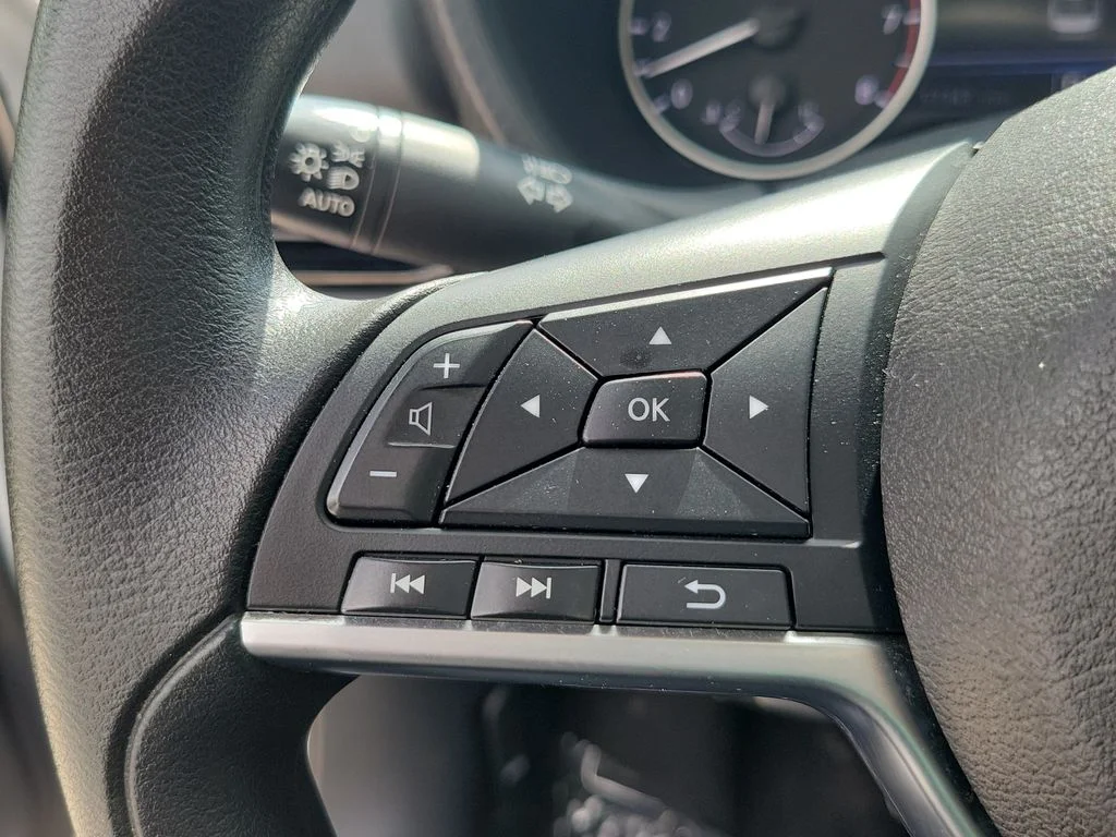 Used 2024 White Nissan SV image 30