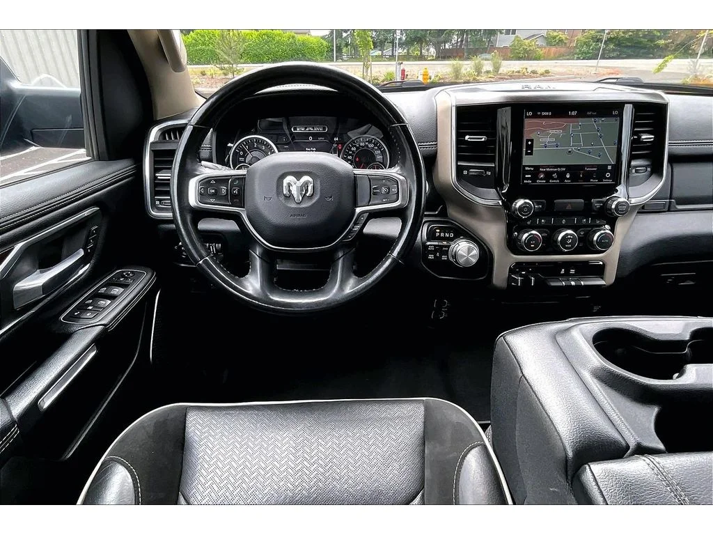 Used 2021 Patriot Blue Pearlcoat Ram Laramie image 5