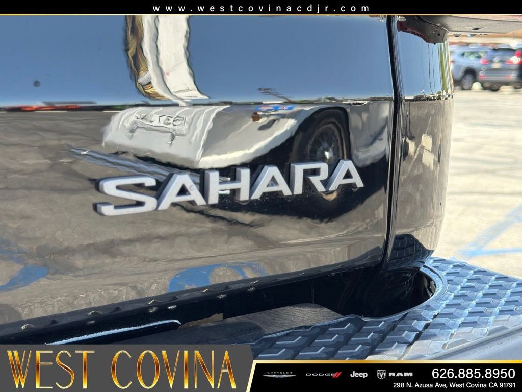 New 2026 Black Clear-Coat Exterior Paint Jeep Sahara image 14
