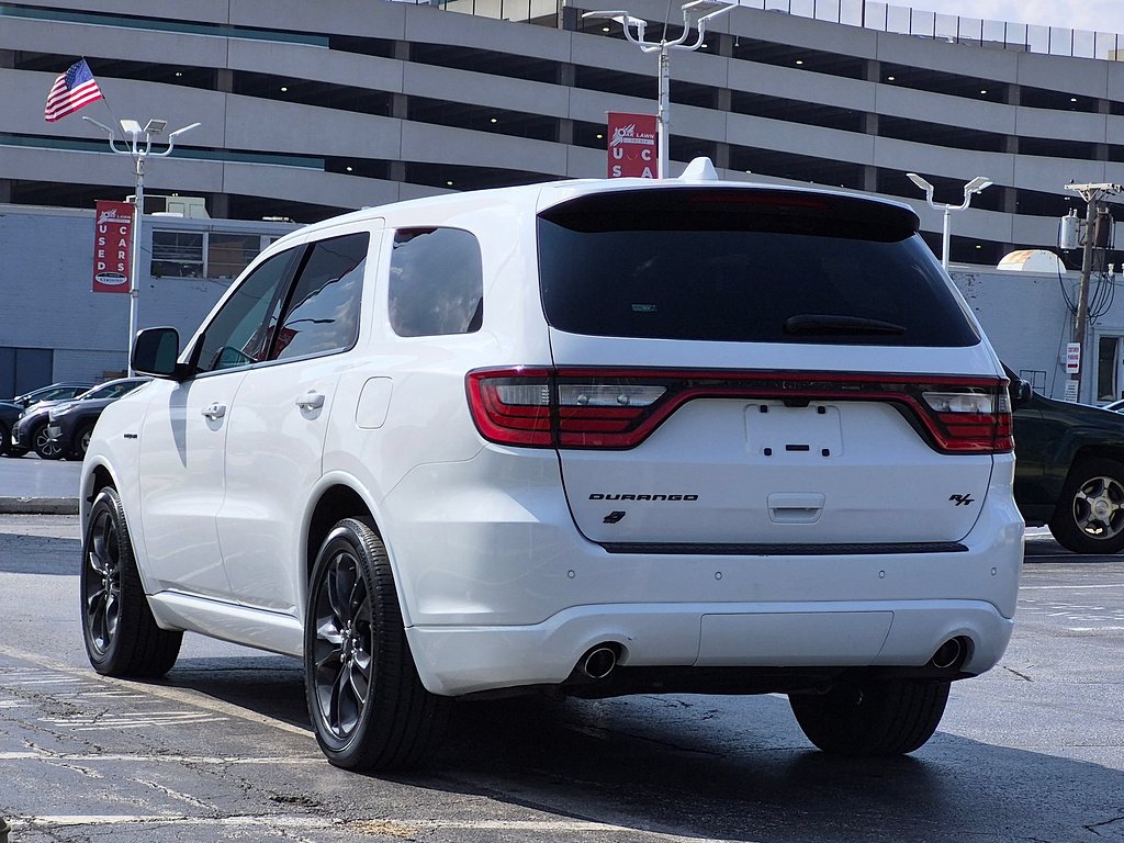 Used 2022 White Knuckle Clear Coat Dodge R/T HEMI Orange image 40