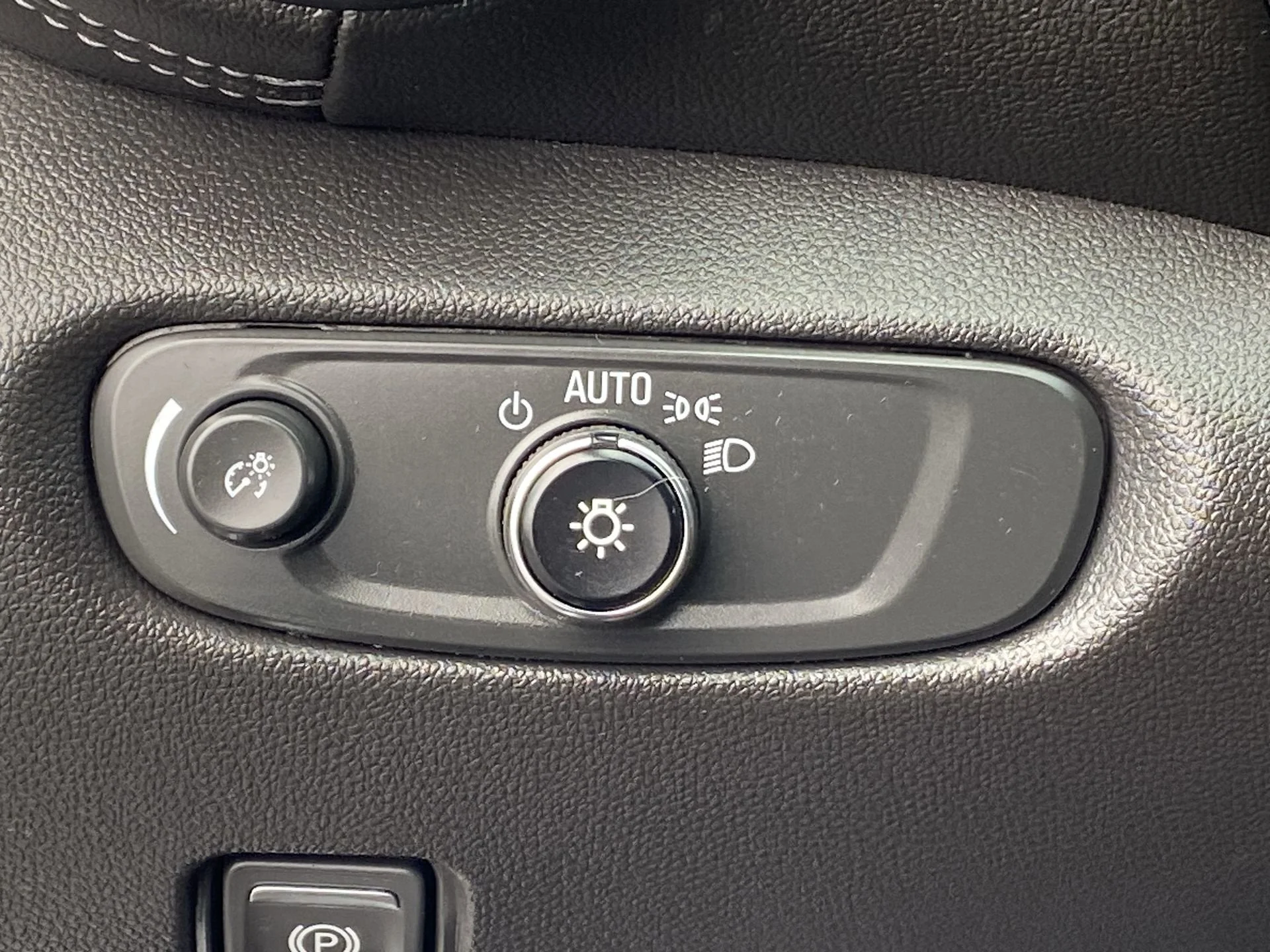 2025 Chevrolet Blazer 2LT - Photo 58