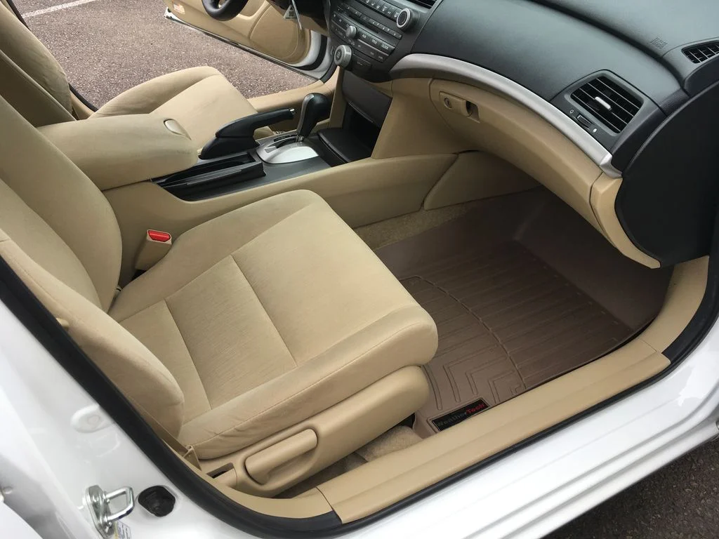 Used 2011 White Honda LX-P image 27