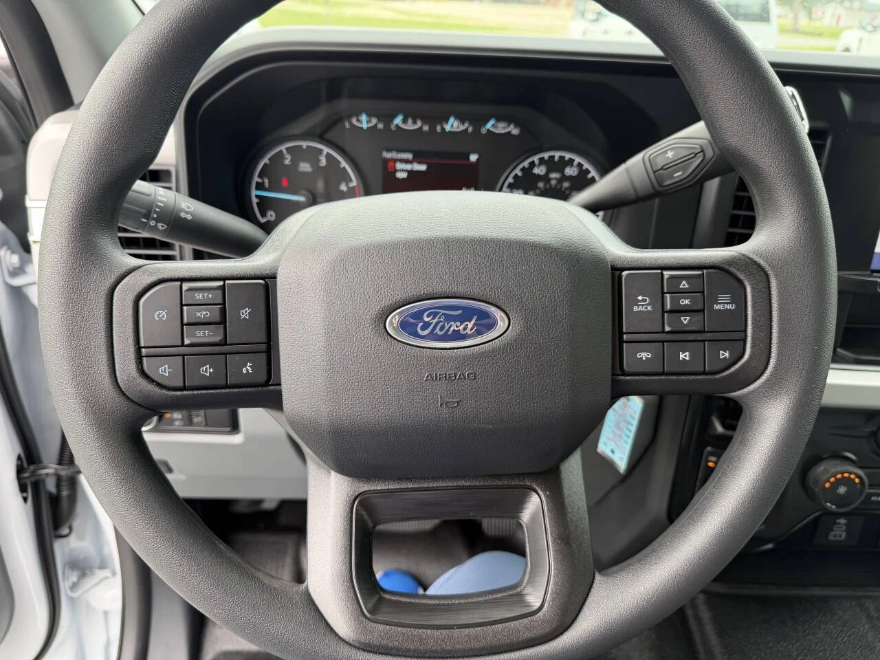 New 2026 Oxford White Ford F-350® XL image 19