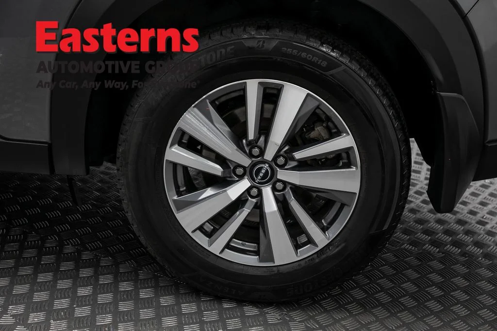 Used 2023 Gray Nissan SL image 33