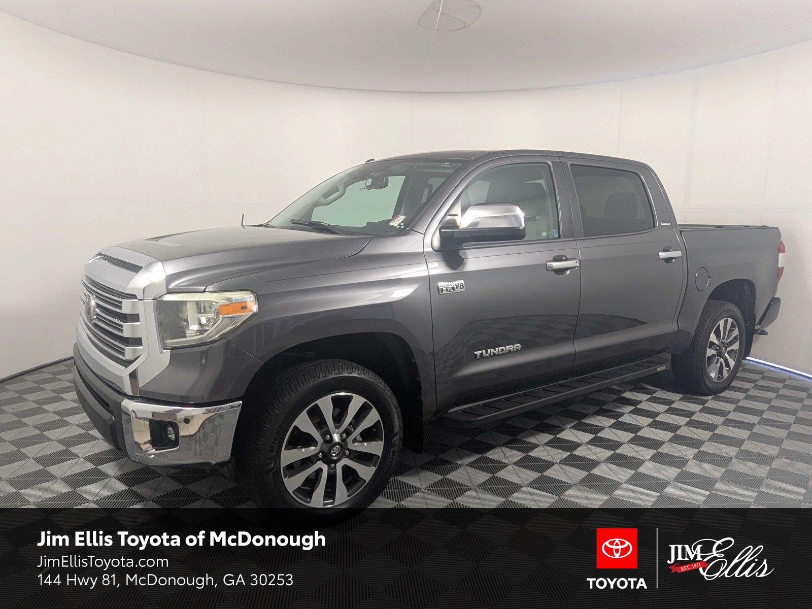Used 2018 Magnetic Gray Metallic Toyota Limited image 1