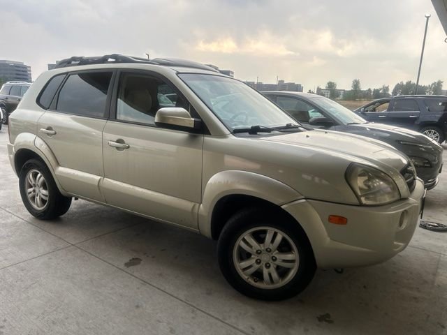 Used 2006 Silver Hyundai GLS image 2