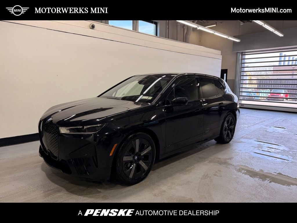 2023 BMW iX xDrive50's photo