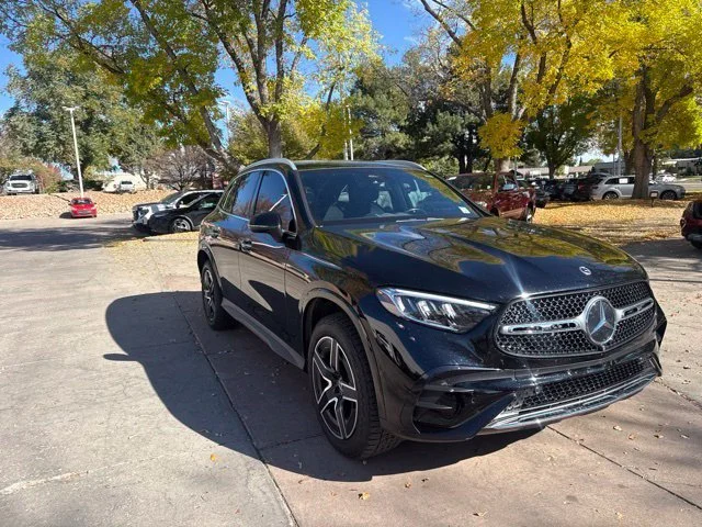 Used 2023 Black Mercedes-Benz GLC 300 image 4