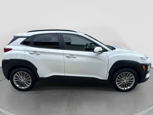 Used 2019 White Hyundai SEL image 9