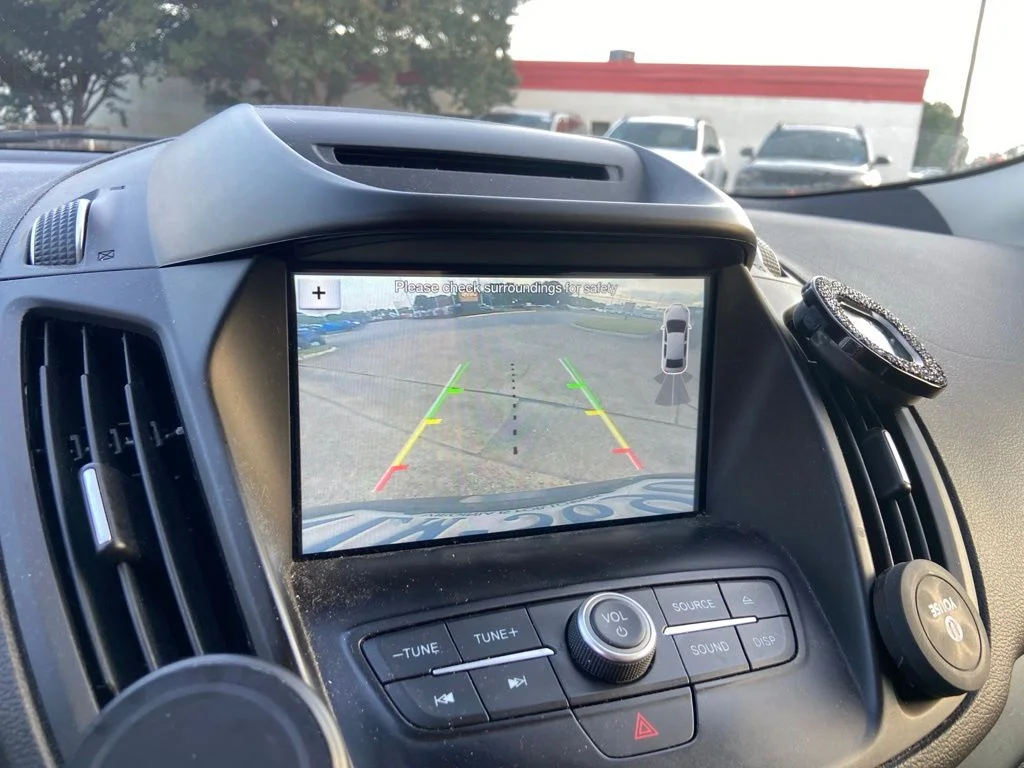 Used 2018 Gray Ford SEL image 32