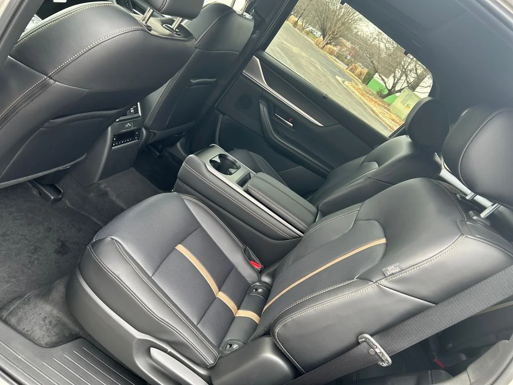 New 2026 Platinum Quartz Metallic Mazda 3.3 Turbo S Premium Plus image 27