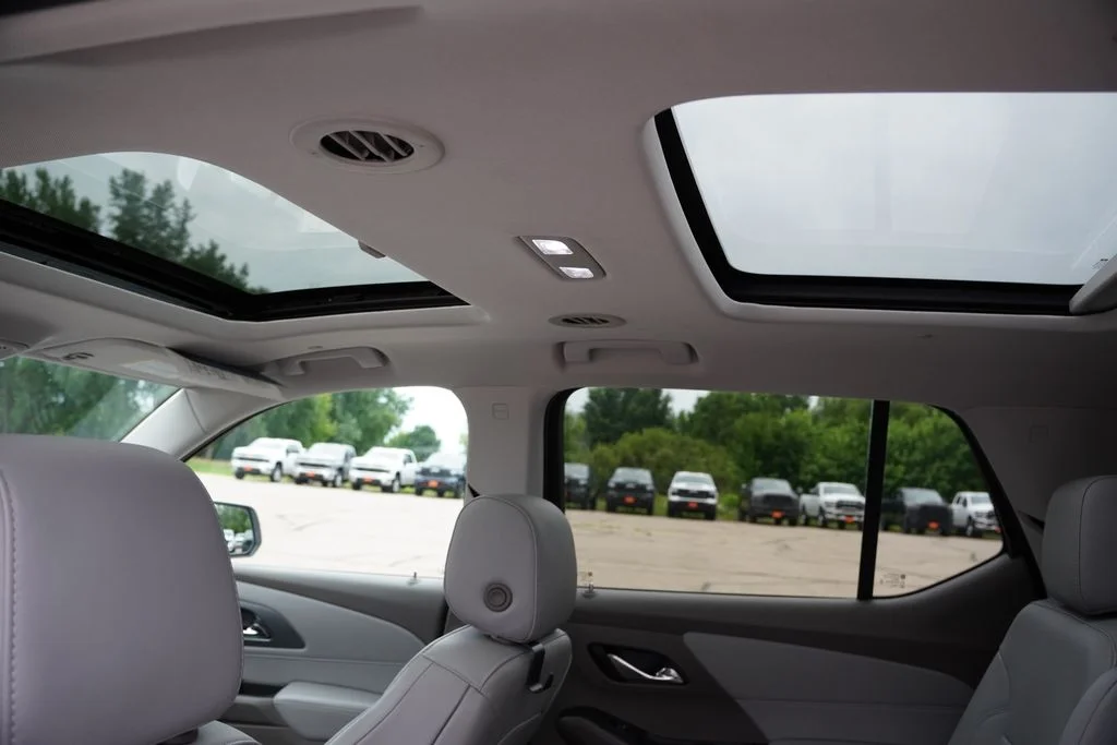 2021 Chevrolet Traverse Premier - Photo 19
