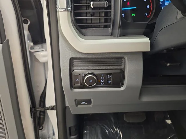 New 2026 Oxford White Ford F-250® XLT image 37