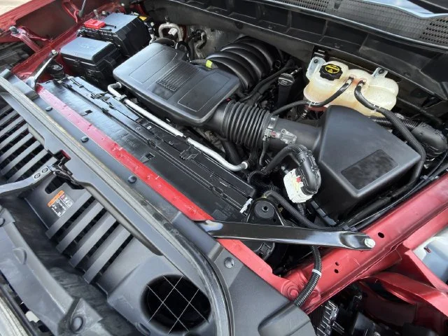 2024 GMC Sierra 1500 SLT - Photo 37