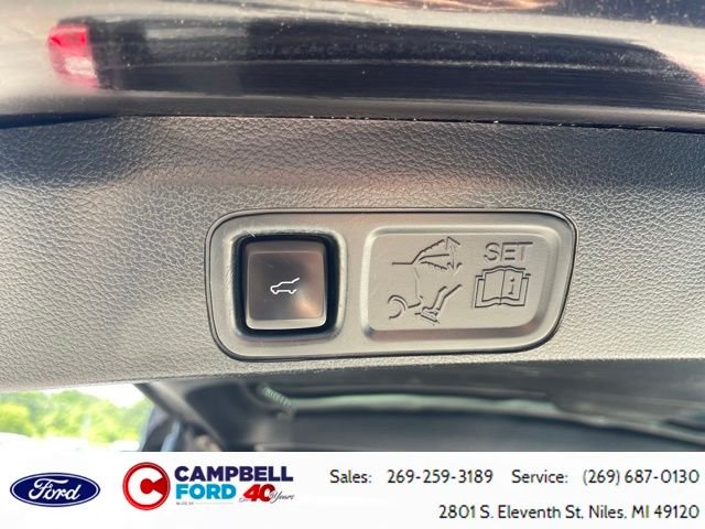Used 2021 Black Metallic Ford XLT image 20