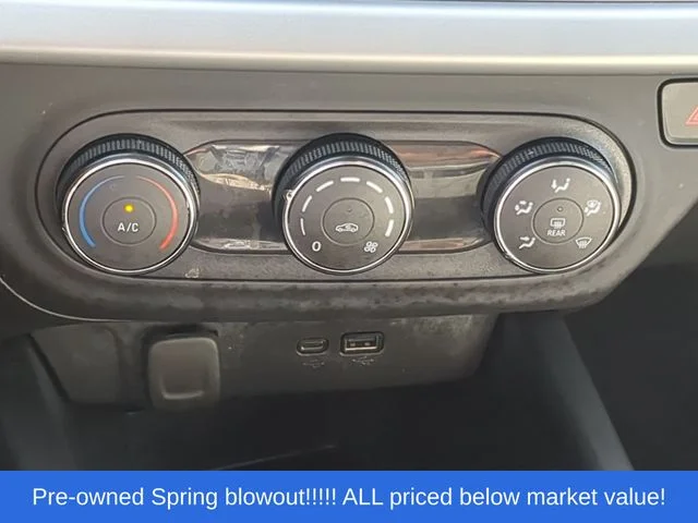 Used 2025 White Chevrolet LS image 31