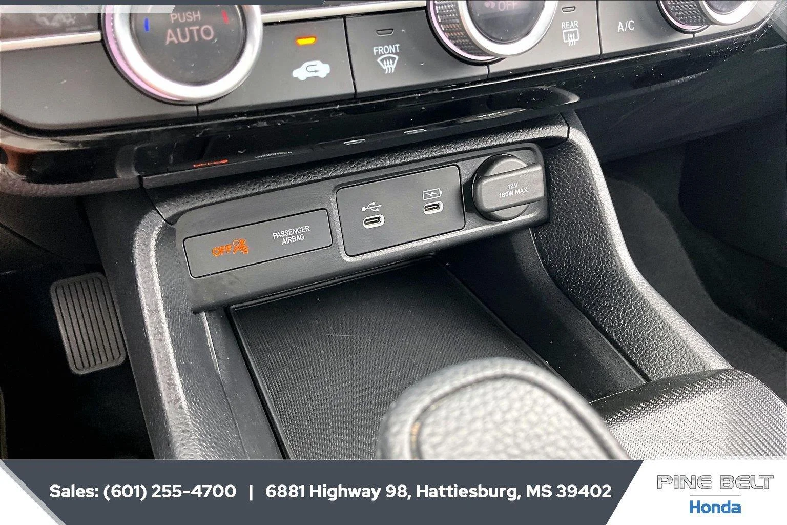 Used 2025 Meteorite Gray Metallic Honda LX image 23