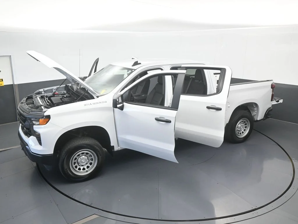 Used 2026 Summit White Chevrolet WT image 57