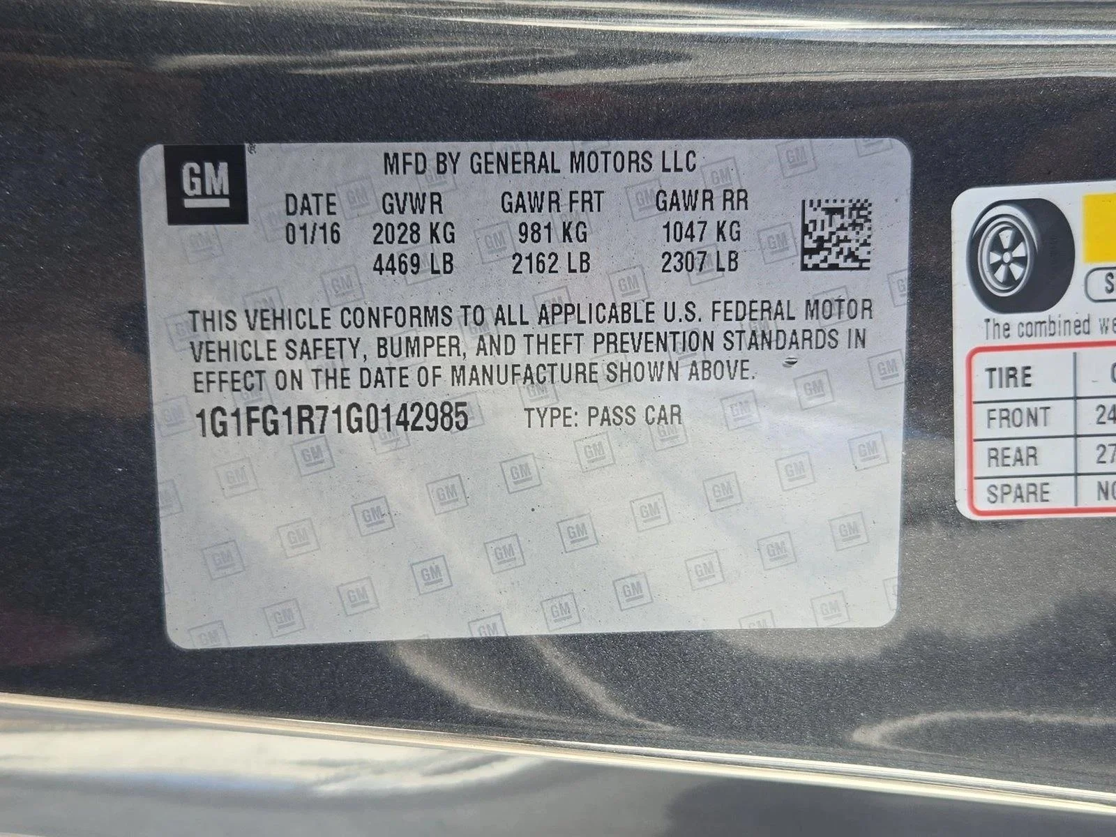 Used 2016 Nightfall Gray Metallic Chevrolet 2SS image 15