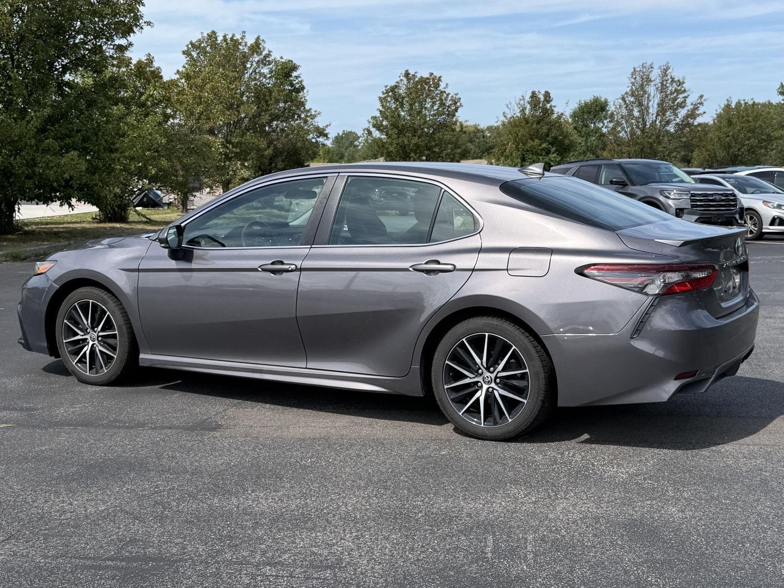 Used 2023 Predawn Gray Mica Toyota SE image 5