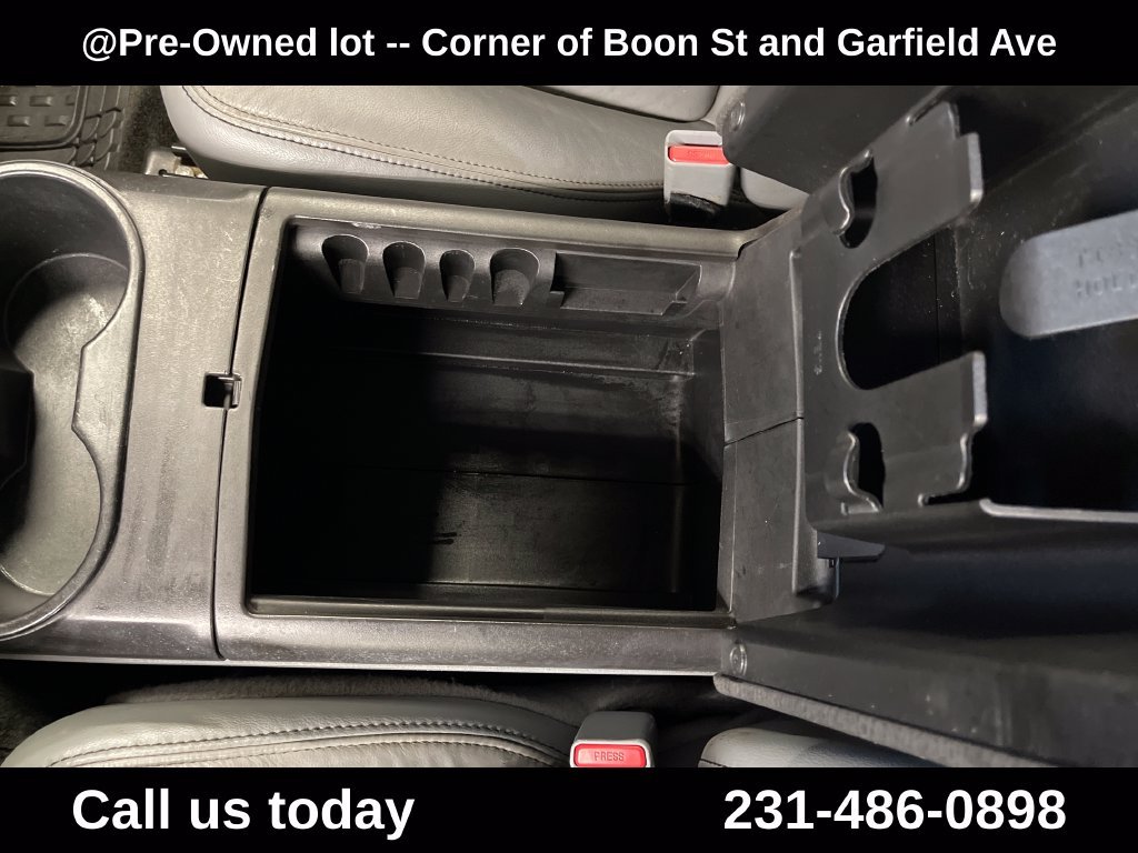 Used 2014 Red Ford XLT image 24