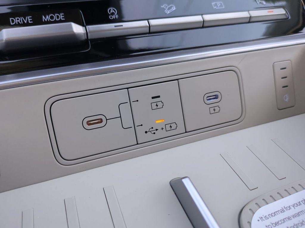 New 2026 White Hyundai Calligraphy FWD image 29