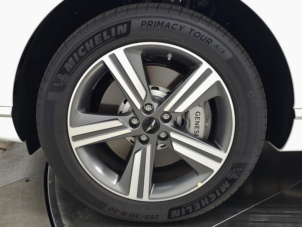 New 2026 White Genesis 3.5T image 7