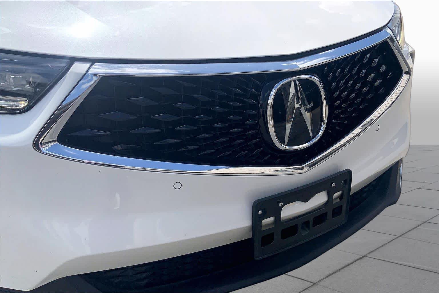Used 2024 Platinum White Pearl Acura w/Technology Package image 30