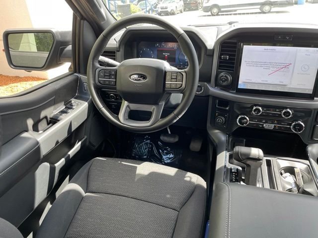 New 2026 CARBONIZED GRAY Ford XLT image 12