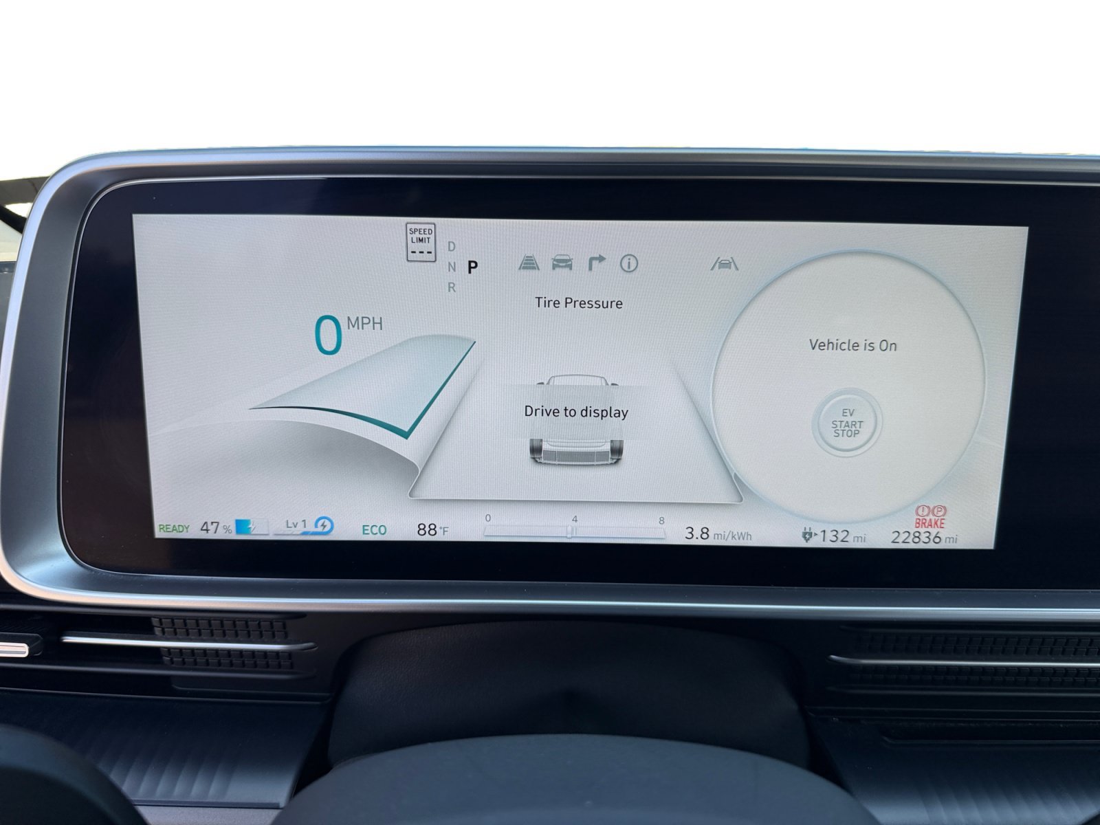 Used 2023 Onyx Black Hyundai Limited image 11