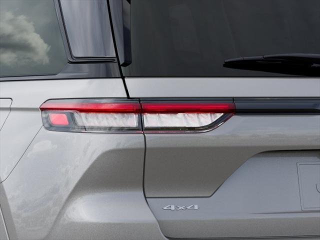 New 2026 Silver Zynith Exterior Paint Jeep Summit image 79