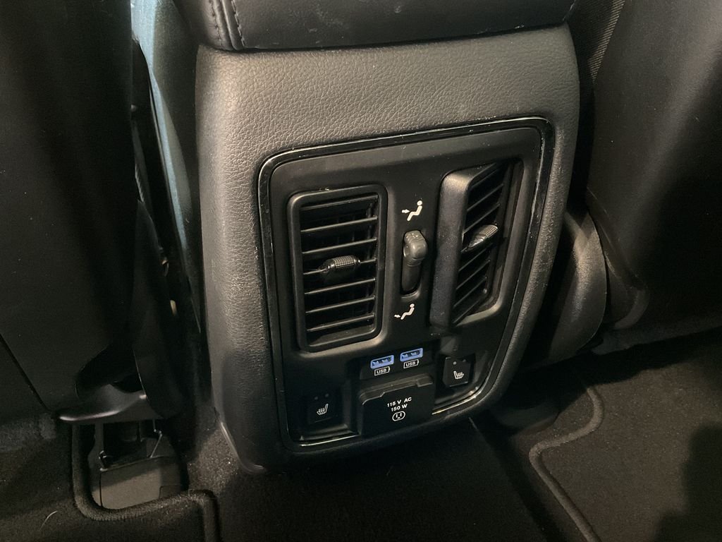 Used 2019 Gray Jeep Limited image 34