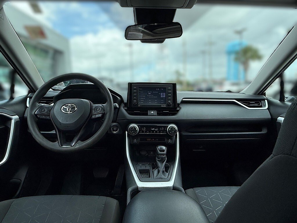 Used 2022 Ruby Flare Pearl Toyota XLE image 10