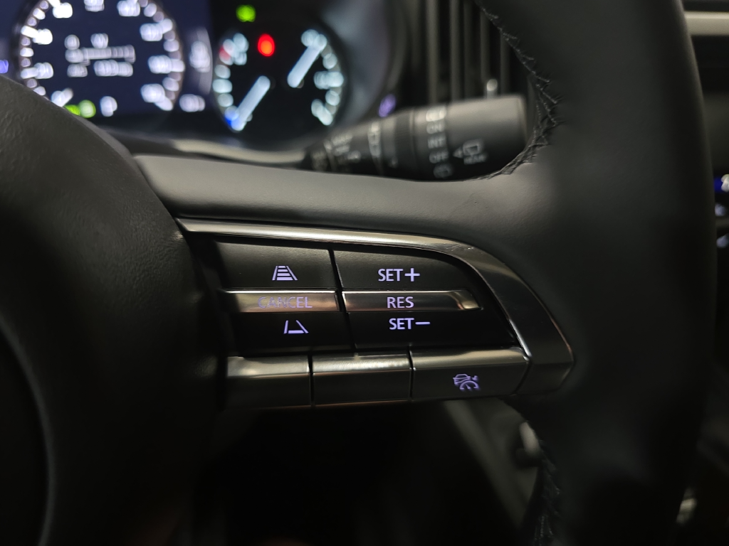 New 2026 Wind Chill Pearl Mazda Preferred image 17