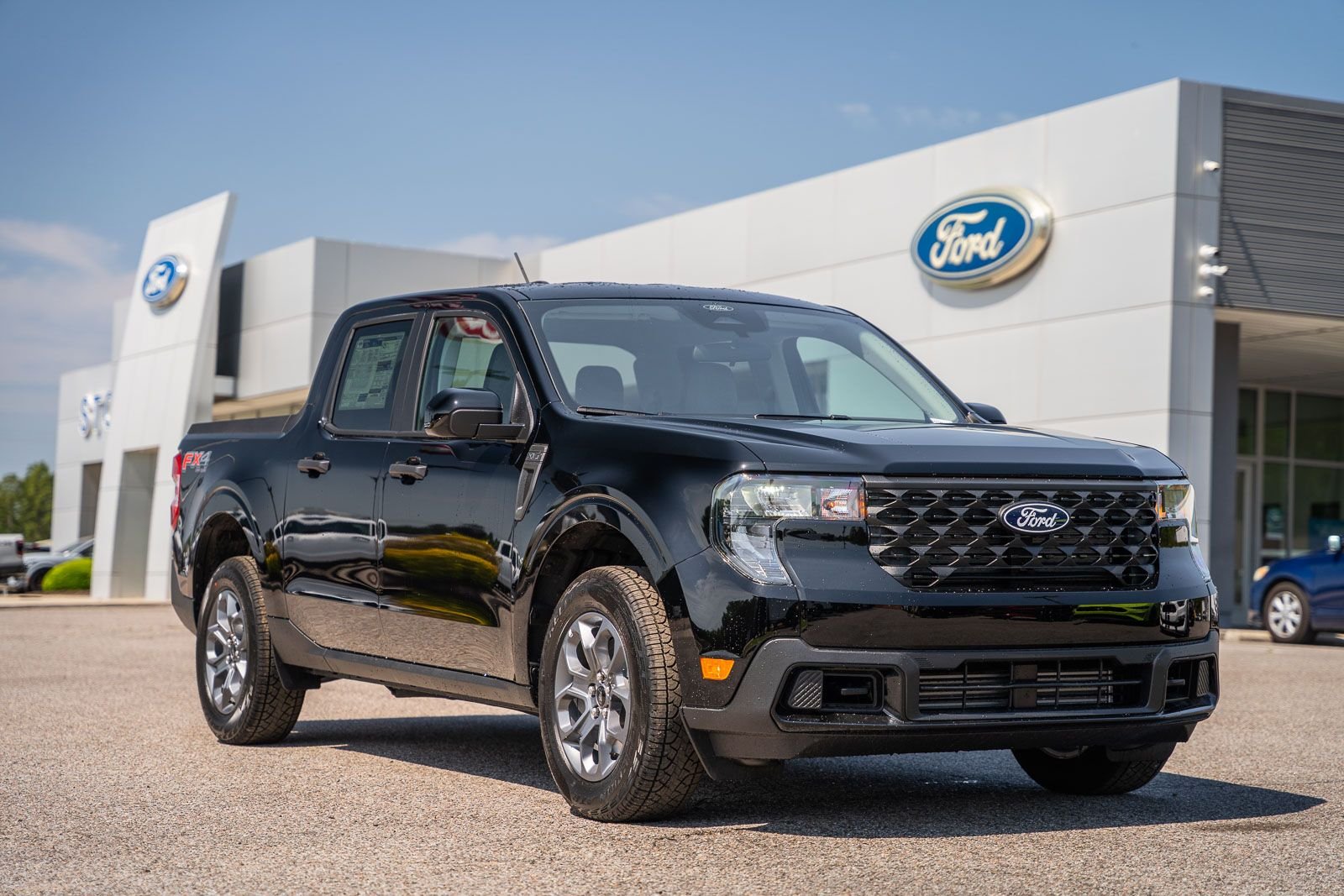 New 2026 Shadow Black Ford XLT image 1