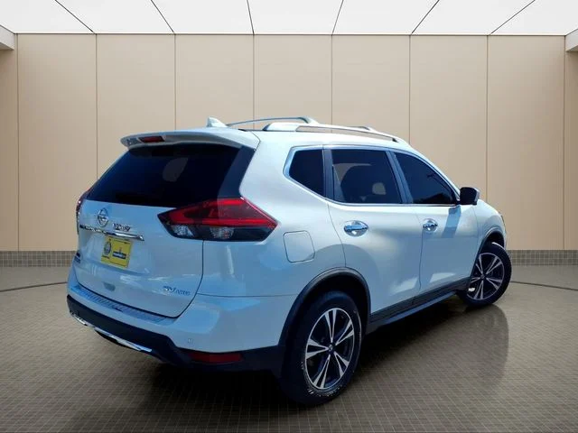 Used 2019 White Nissan SV image 6