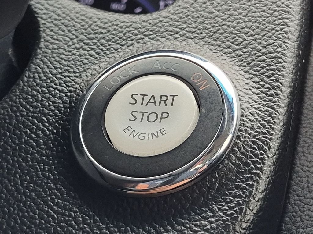 Used 2013 Silver INFINITI X image 15